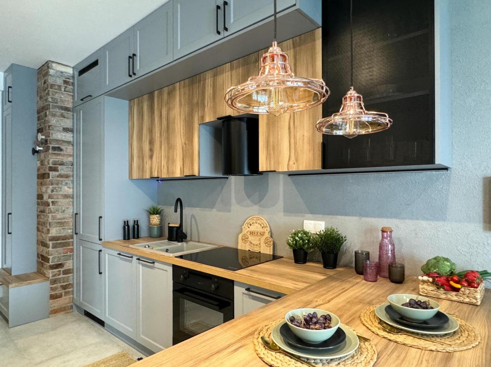 Lakru Apartments Global Office, Free Garage, Self Check-In カトヴィツェ エクステリア 写真